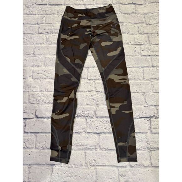 Violate the Dress Code ‘Vintage Camo’ High Waist Leggings in Gray/Green Small - Picture 3 of 5